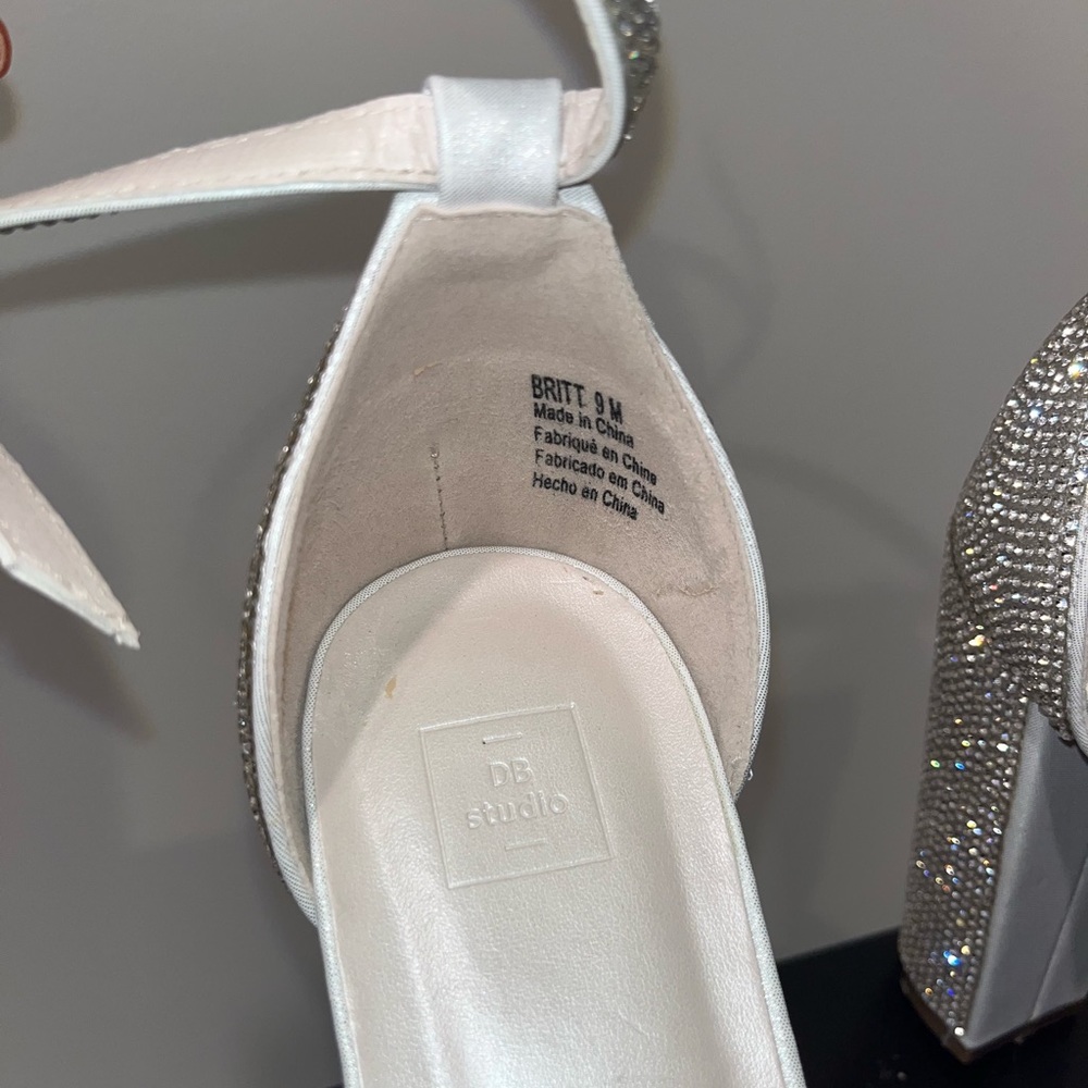 David’s Bridal DB Studio Sparkling Rhinestone Block Heels Wedding Shoes Womens 9 - Picture 16 of 16